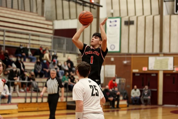 Thurston.Willamette.boys-basketball.Michele-Bunch.38